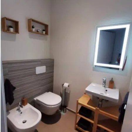 One Bedroom With Terrace And Parking 卢森堡