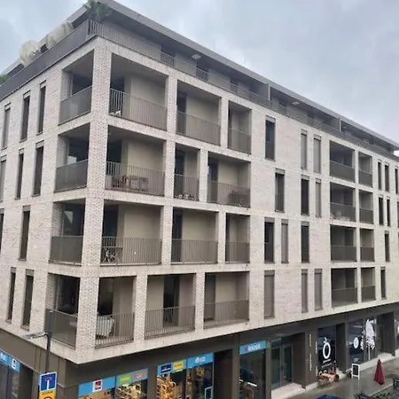 One Bedroom With Terrace And Parking *